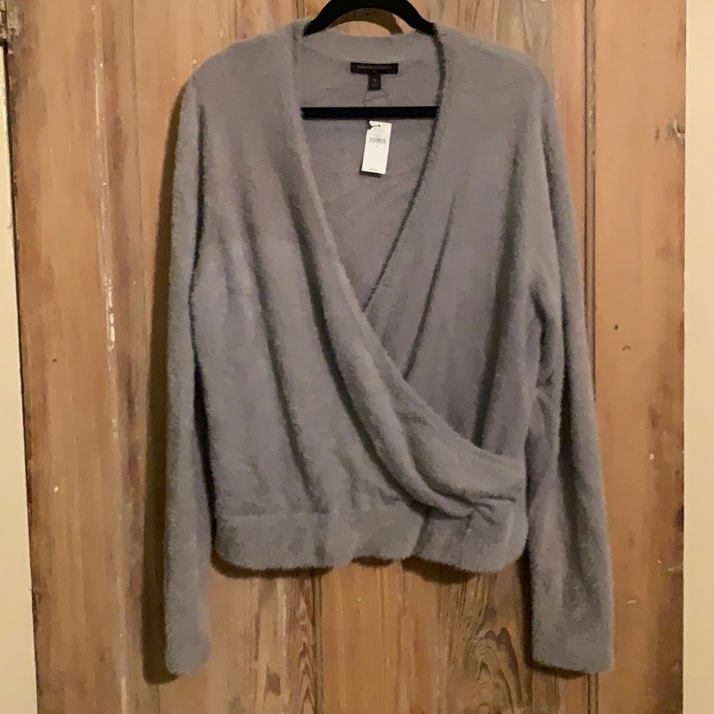 NWT Banana Republic Fuzzy Cross Front Sweater Size XL